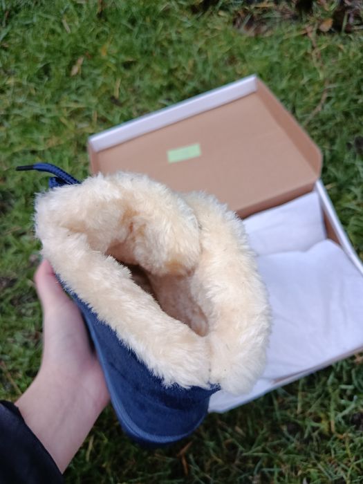 Жіночі зимові черевики