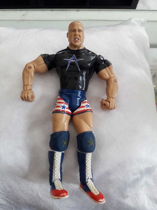 Bonecos wwe em bom estado