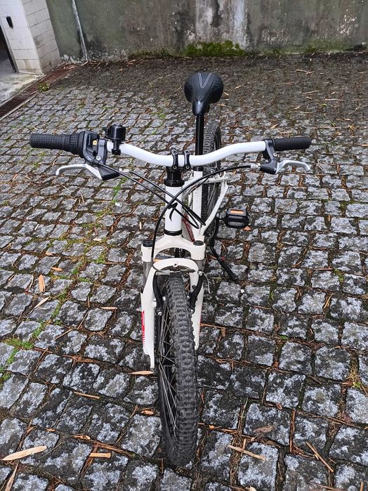 Bicicleta Specialized Criança Roda 20