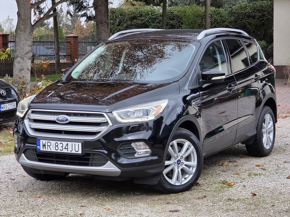 Ford Kuga LiFT 2,0 TDCi 150KM piękny stan mały przebieg do końca serwisowany
