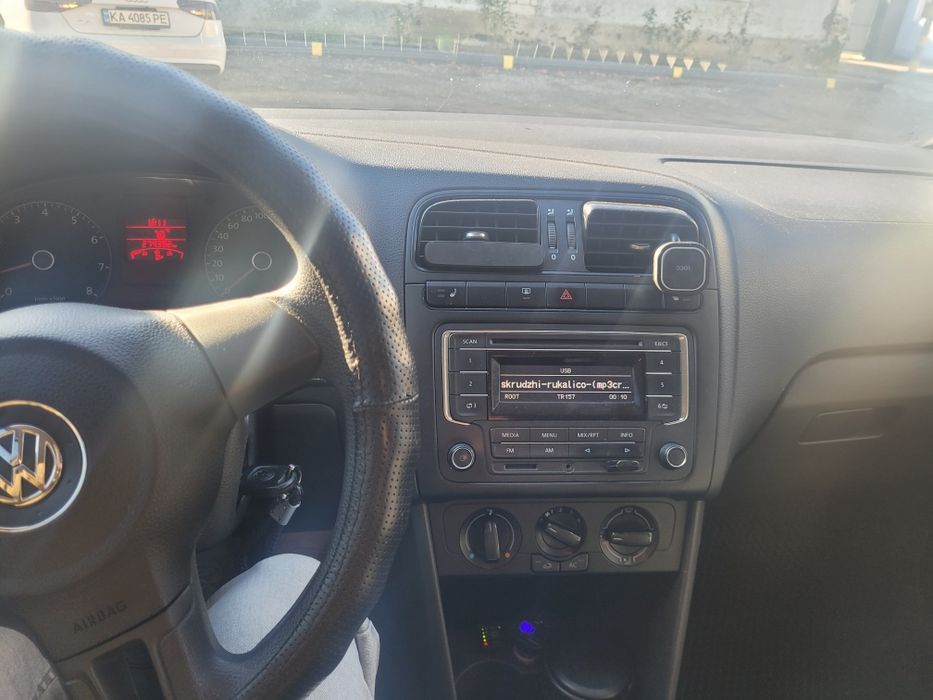 Volkswagen Polo 2013р, 1.6 газ/бензин в доброму стані