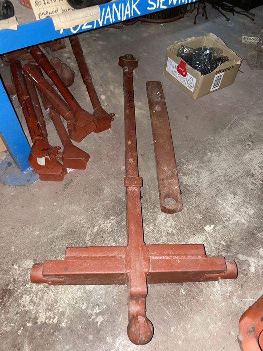 Hak dolny C-385 80.453.010 Nowy Stara produkcja