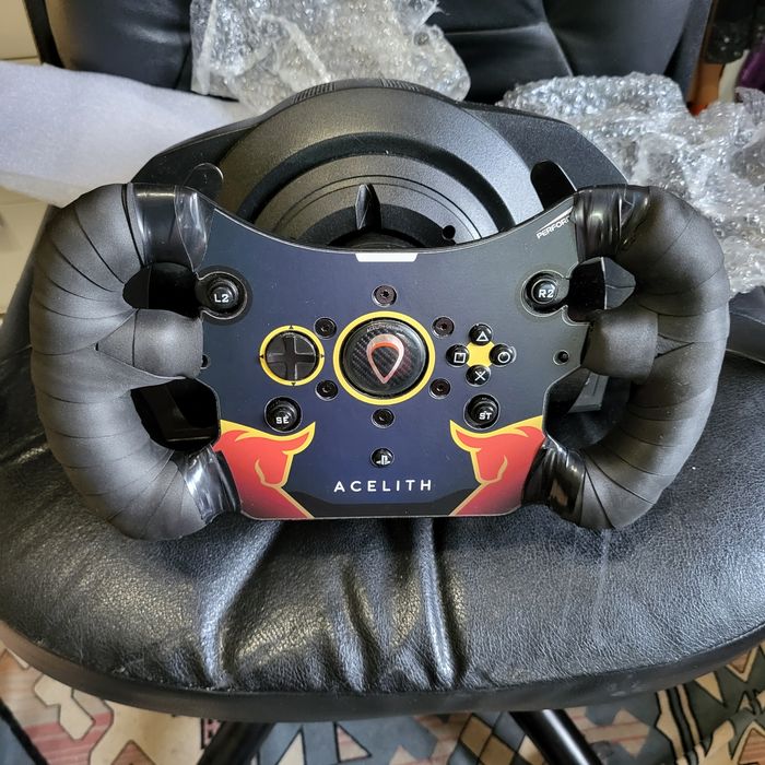 Vendo   thrustmaster t300