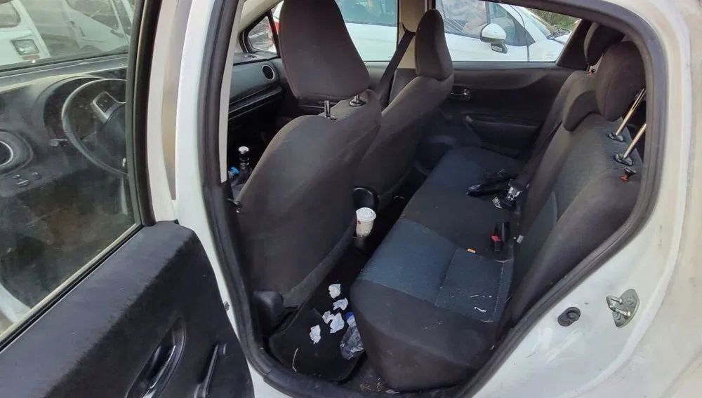 fotele przekładka vana toyota yaris iii 12r