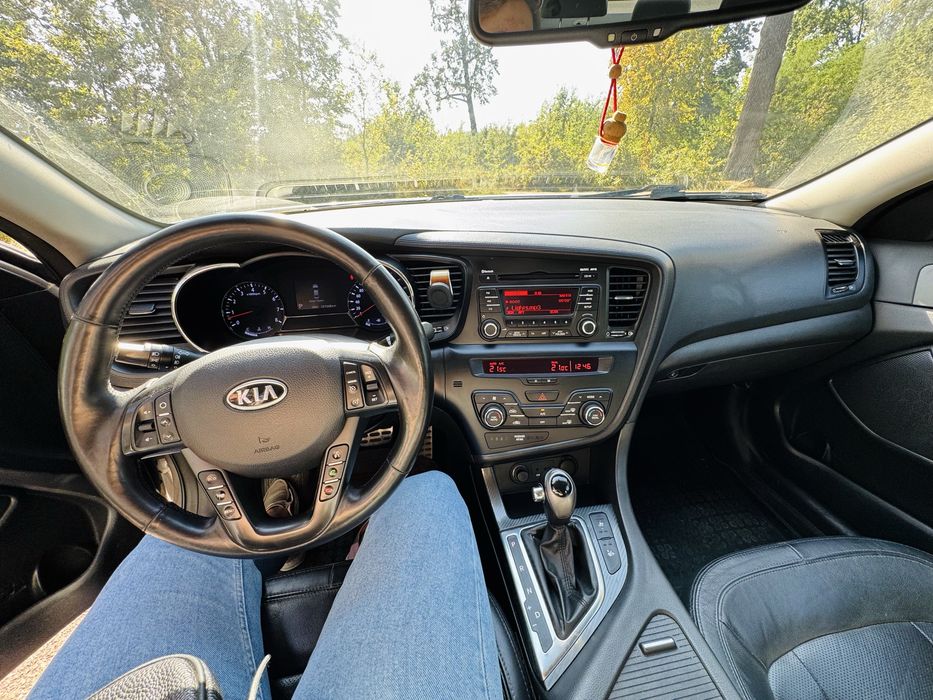Продам Kia optima 2012