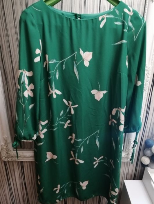 Sukienka Dorothy Perkins wzór kwiaty