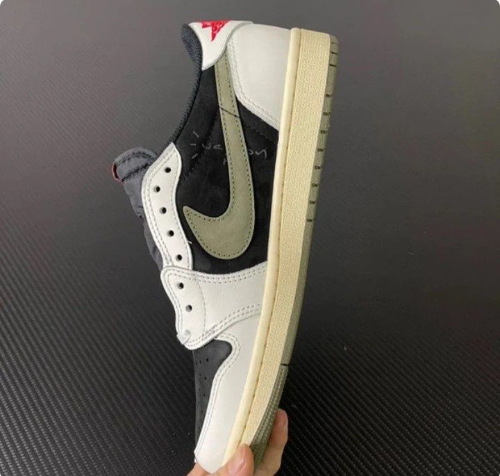 Nike Travis Scott - várias cores e tamanhos