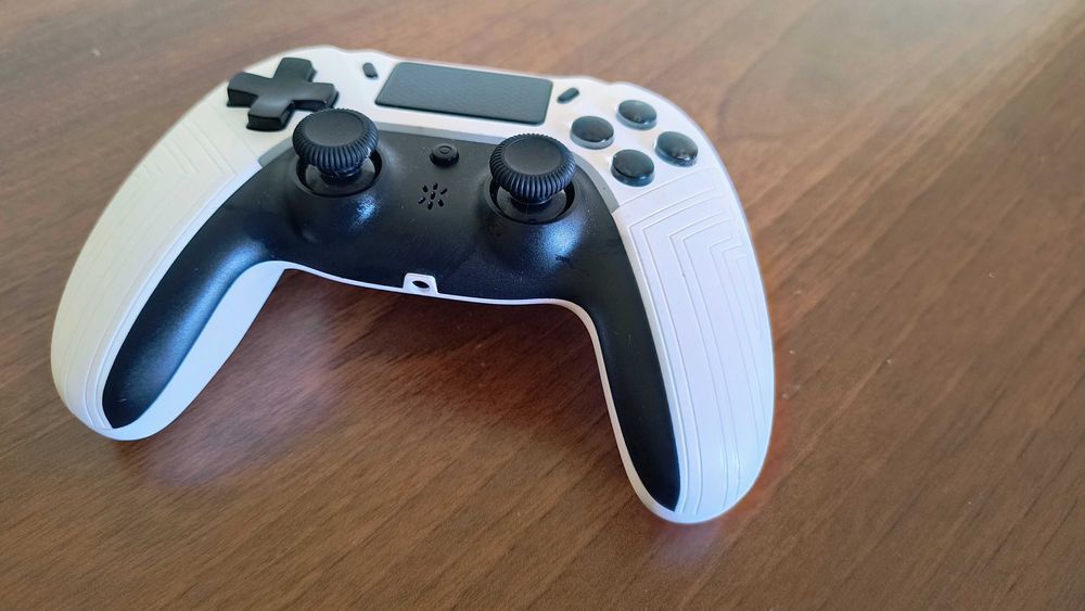 Pady do PlayStation 4