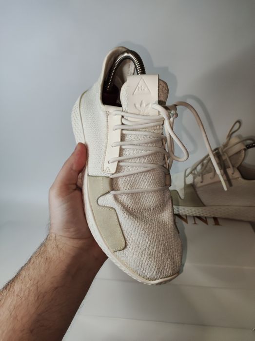Женские Кроссовки от Adidas Pharrell Williams 38 / 24см.