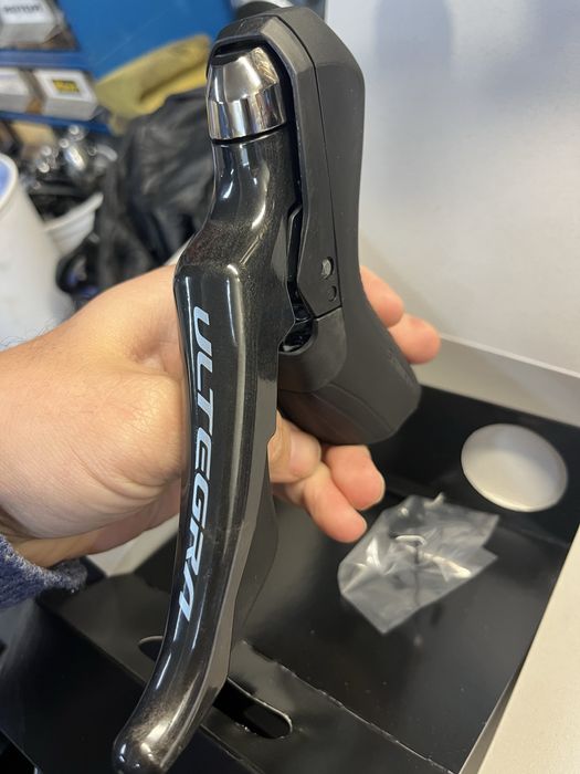 Manete Shimano Ultegra 8020 11v (disco)