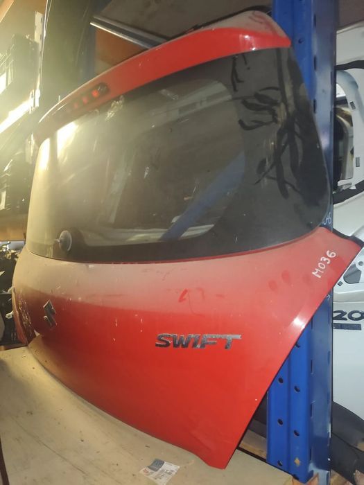 SUZUKI SWIFT - TAMPA DA MALA - M036