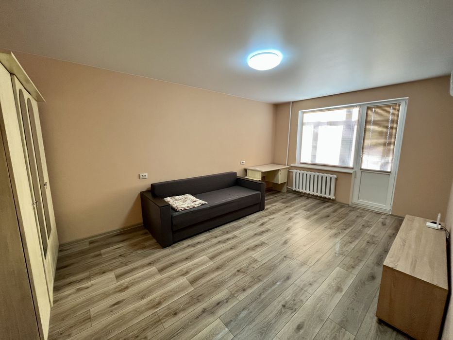 Довгострокова оренда 1 к.к. пр. Центральний на 3 Слобідській