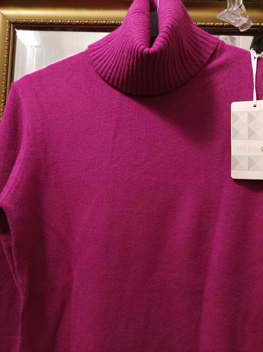 Sweter damski  z golfem , amarant.