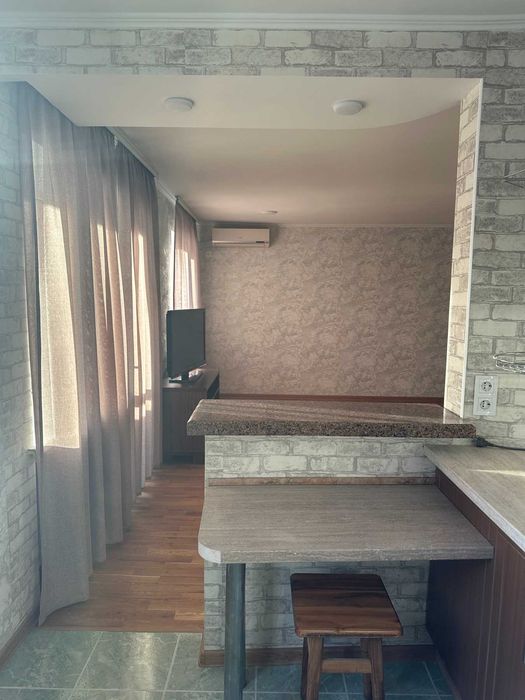 (5) Продам 2к квартиру на вул.Пирогова 4422