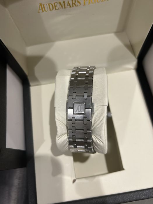 Audemars piguet royal blue 41mm