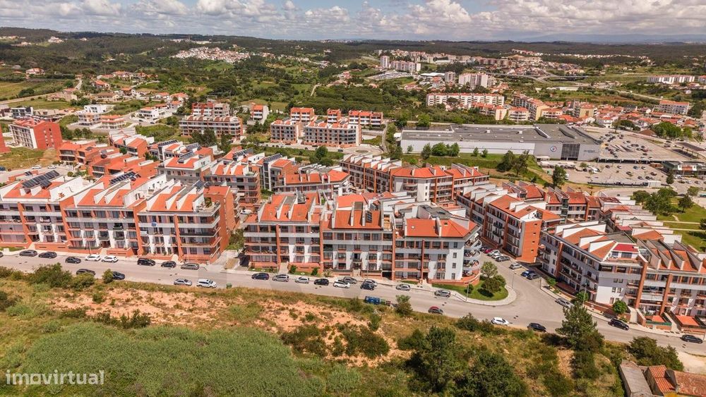 T2 Quinta da Borleteira: Luminosidade, Áreas Generosas e Garagem Box
