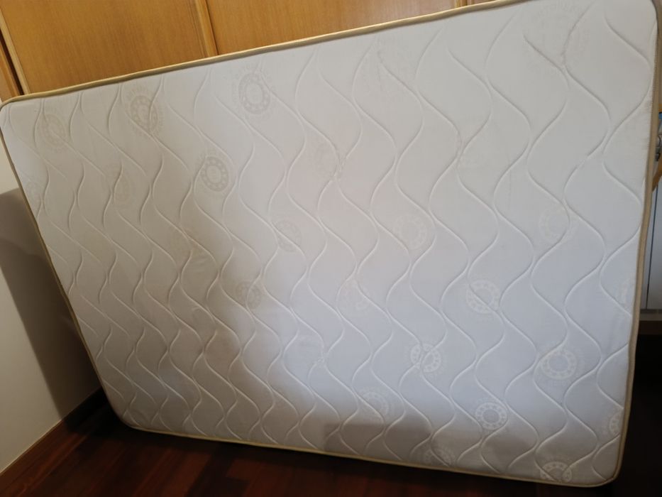 Colchão Casal 132cm*185cm Ortopédico