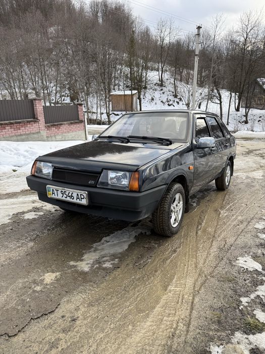 Ваз 21099.