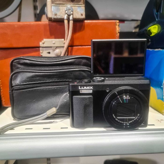 Câmara Digital Panasonic Lumix DC-TZ90 (Leica 30x Zoom, 4K, Ecrã)