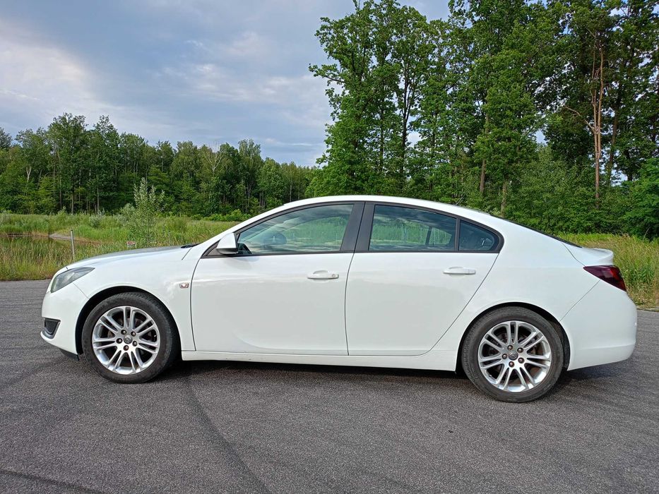 Opel Insignia 2014 z polskiego salonu
