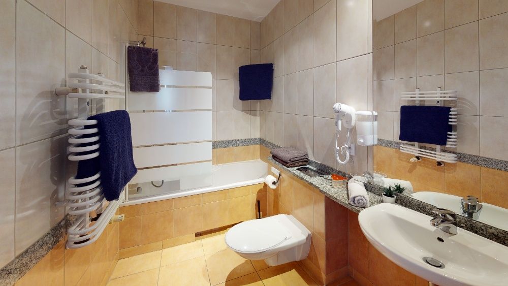 Apartamenty z widokiem w Sercu Wrocławskiego Rynku /Szewska 72