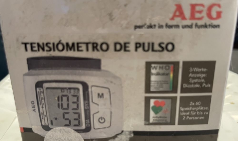 Tensiómetro AEG - aparelho medir tensão