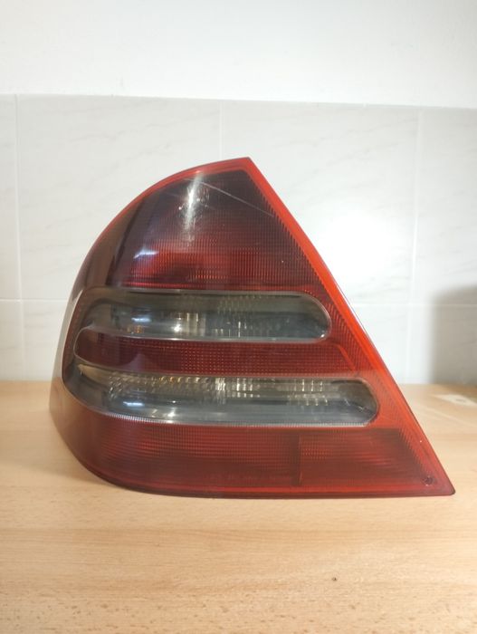 Farolim traseiro Mercedes w203