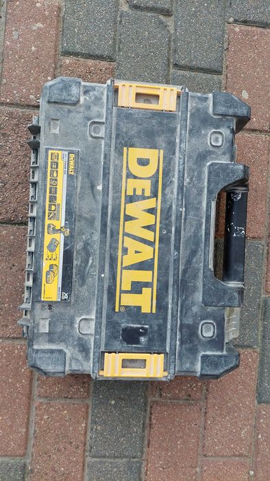 Skrzynka walizka od wkrętarki DeWalt DCD791P2 sprawna
