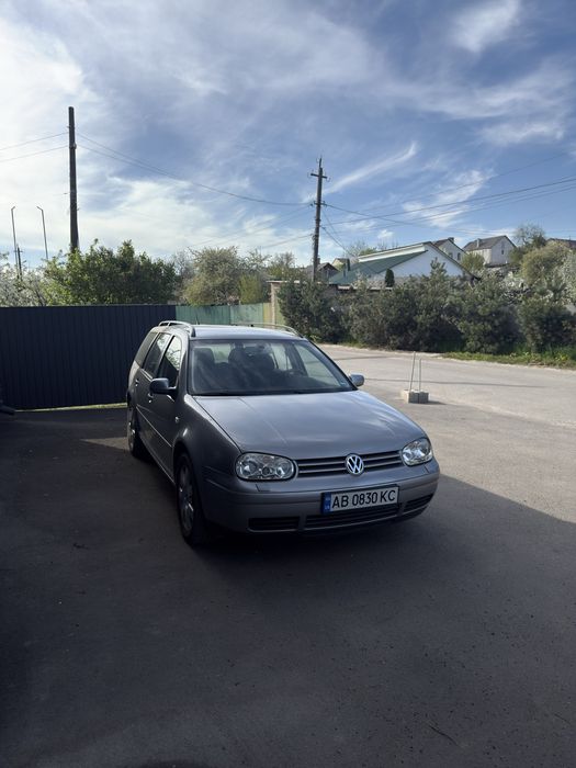 Продам Volkswagen Golf IV 1.6