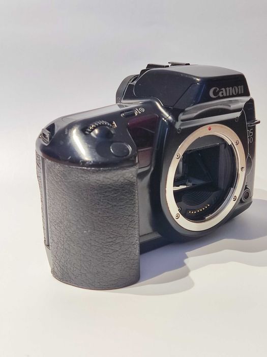 Câmara Canon EOS 10 - Analógica
