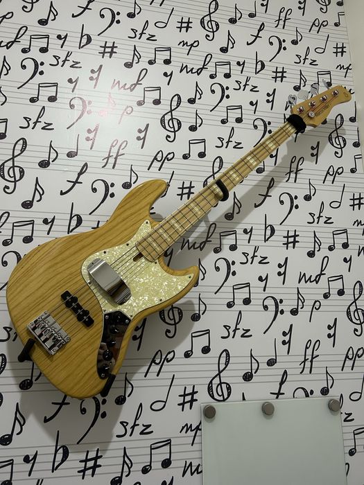 Marcus miller v7 vintage primeira edicao como novo