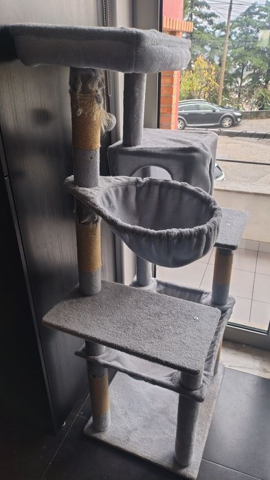 Arranhador/árvore gato