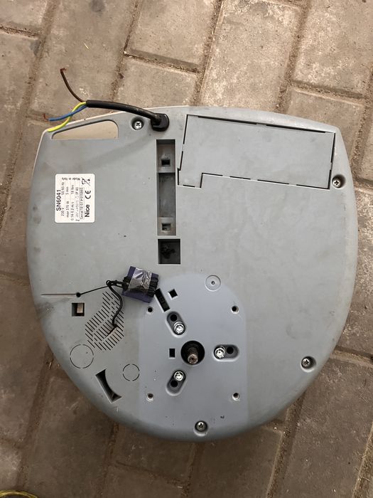 Привод для секційних воріт воріт Nice SN6041