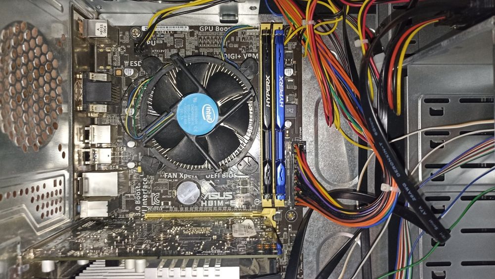 Продам ПК на intel i5 4490 із відео картою GTX 1050 TI