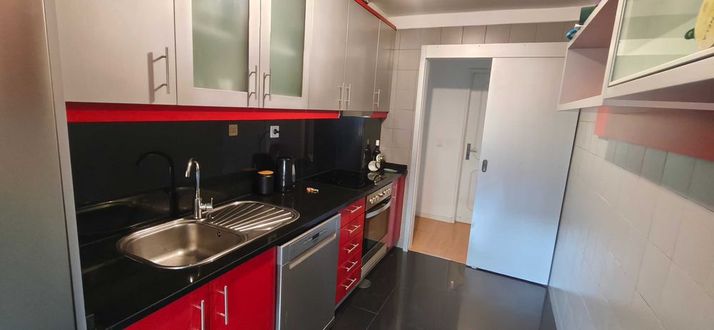 Excelente Apartamento T2 - Paranhos - São Mamede de Infesta