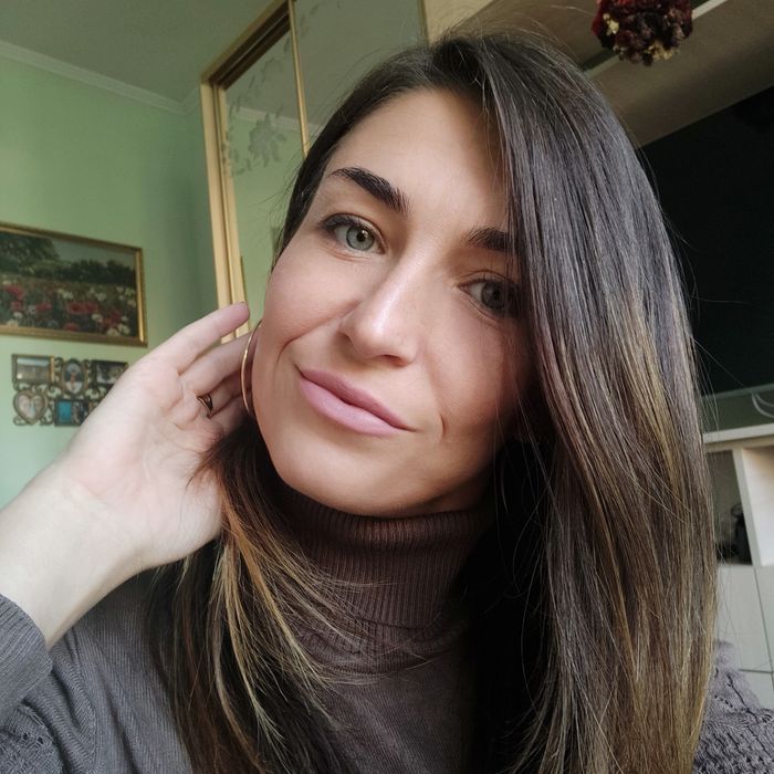 Репетитор англійської та польської мов.