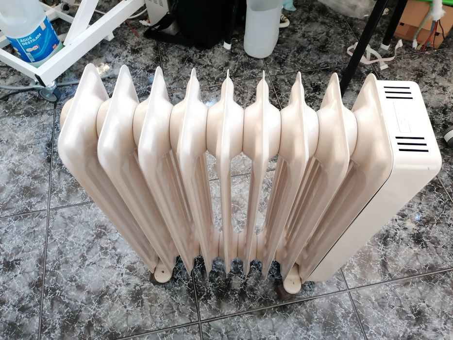 Aquecedor A óleo de 8 elementos