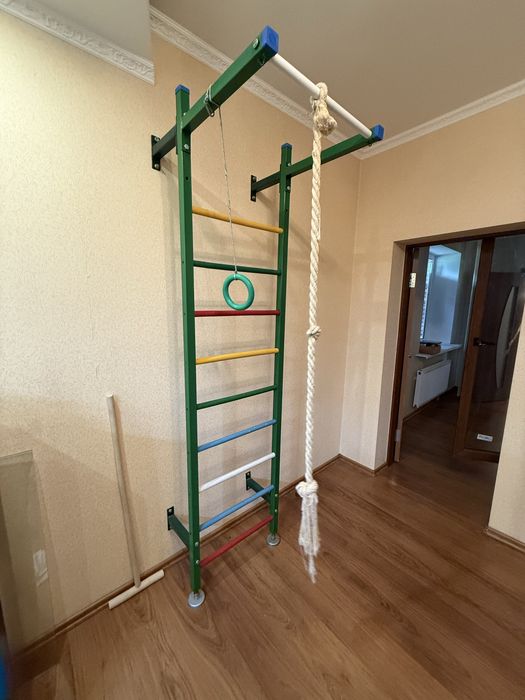 Детская шведская стенка