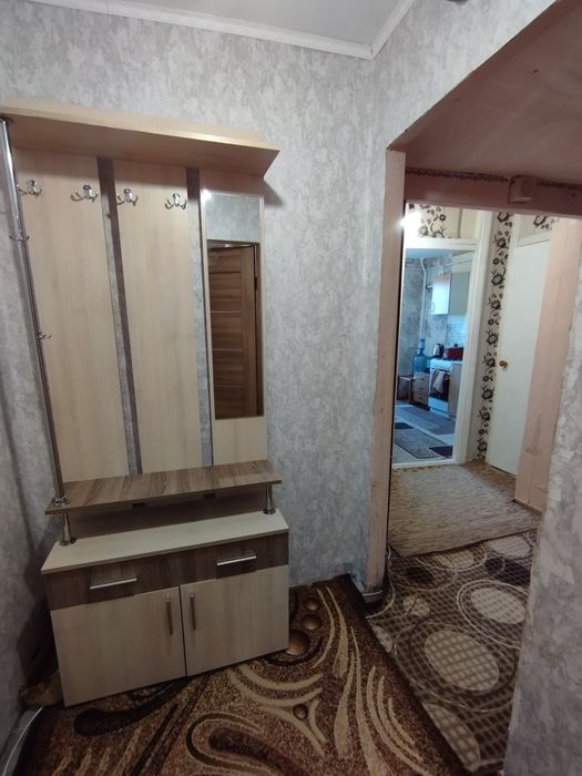 Продам двокімнатну квартиру