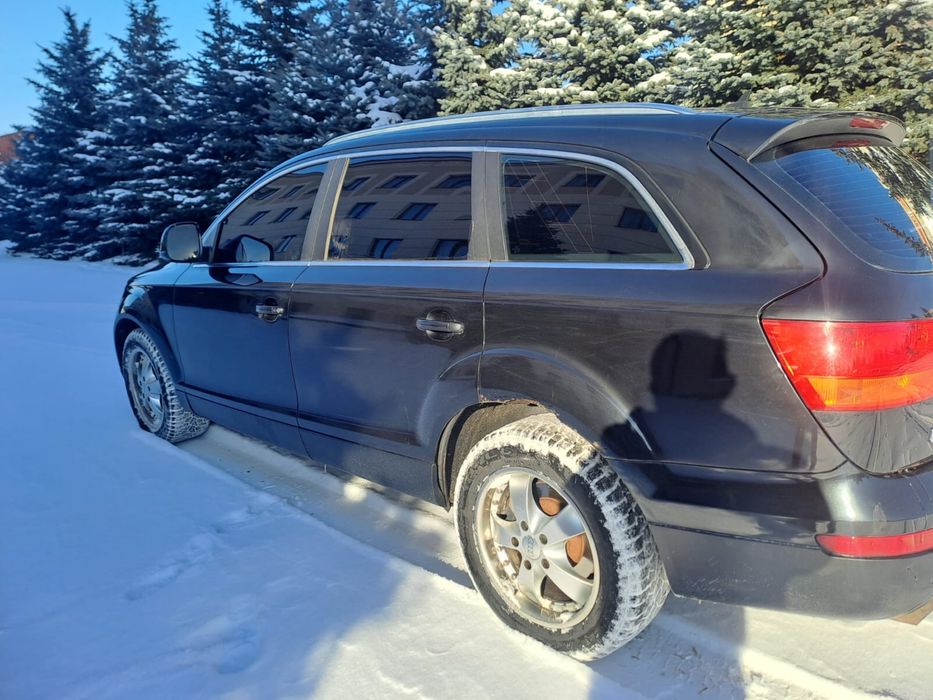 Audi Q7 S-line
