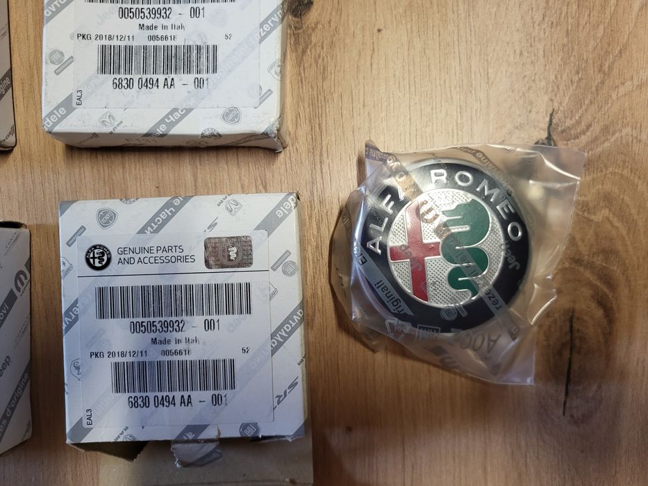 4xDekielek Kołpaczek felgi Alfa Romeo - Oryginał Nowy