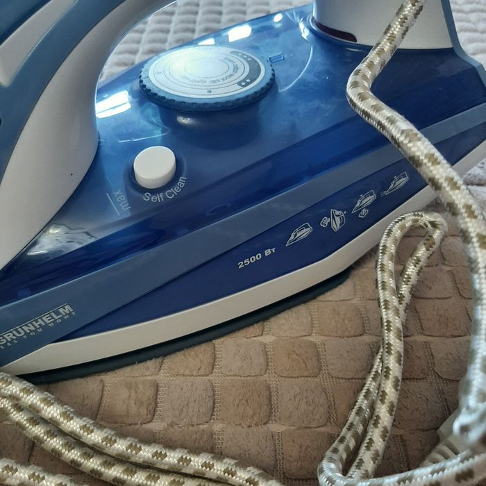 Продам утюг grunhelm