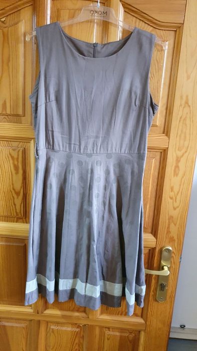 Sukienka do pracy, szkoly na imprezę