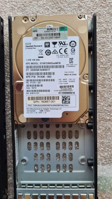 Серверний диск HPE 1.2TB SAS 12G 2.5", Seagate ST1200MM00