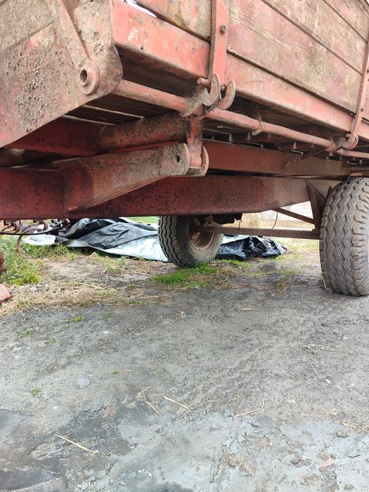 Przyczepa jednoosiowa wywrotka