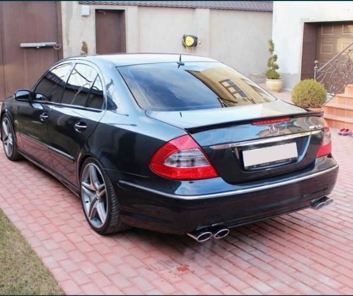 AMG насадки Мерседес 124 140 190 202 203 204 210 211 212 220 221 Вито