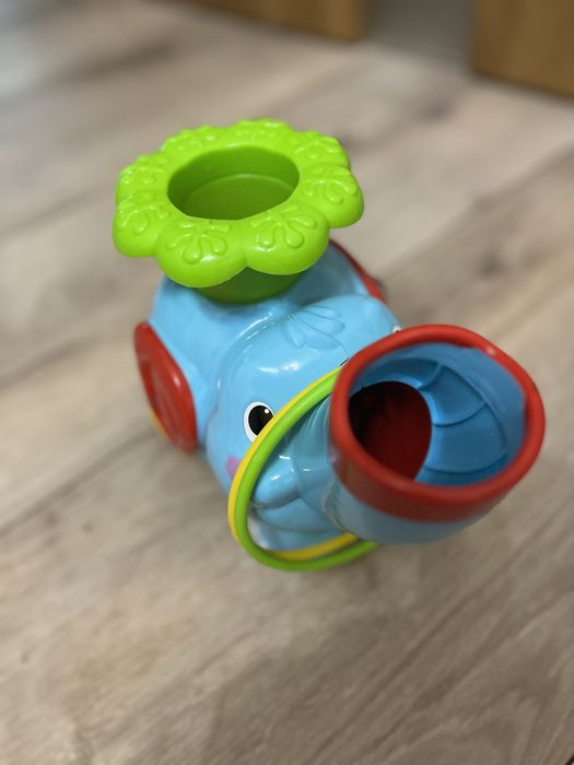 Smiki interaktywny słonik, dwie piłki i dwoe obrecze