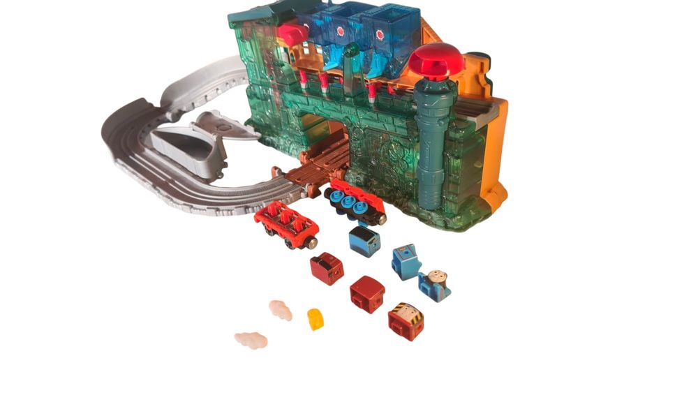 Tomek i Przyjaciele – Take-n-Play Train Maker – Fabryka pociągów