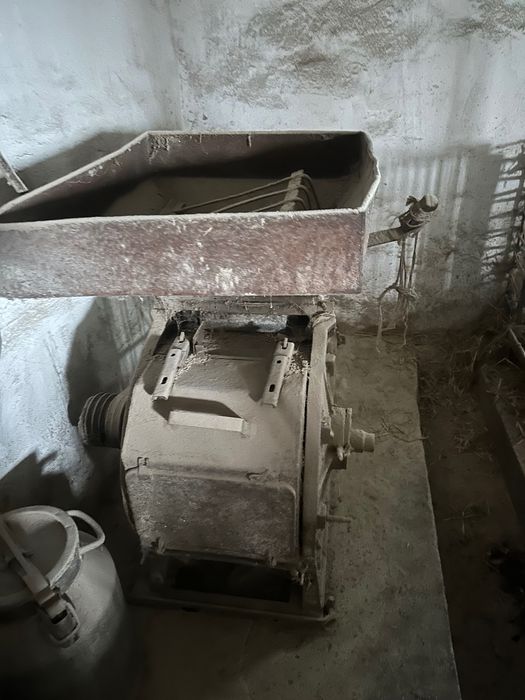 Продам ДКУ зернодробілка