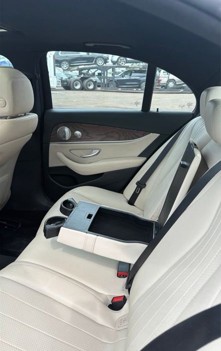 2017 Mercedes-Benz E-Class 4-matic